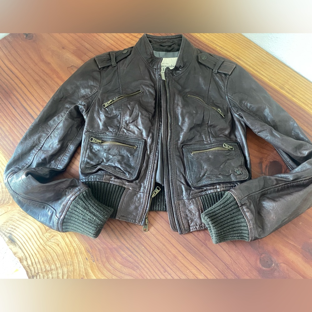 Genuine leather Abercrombie cropped bomber